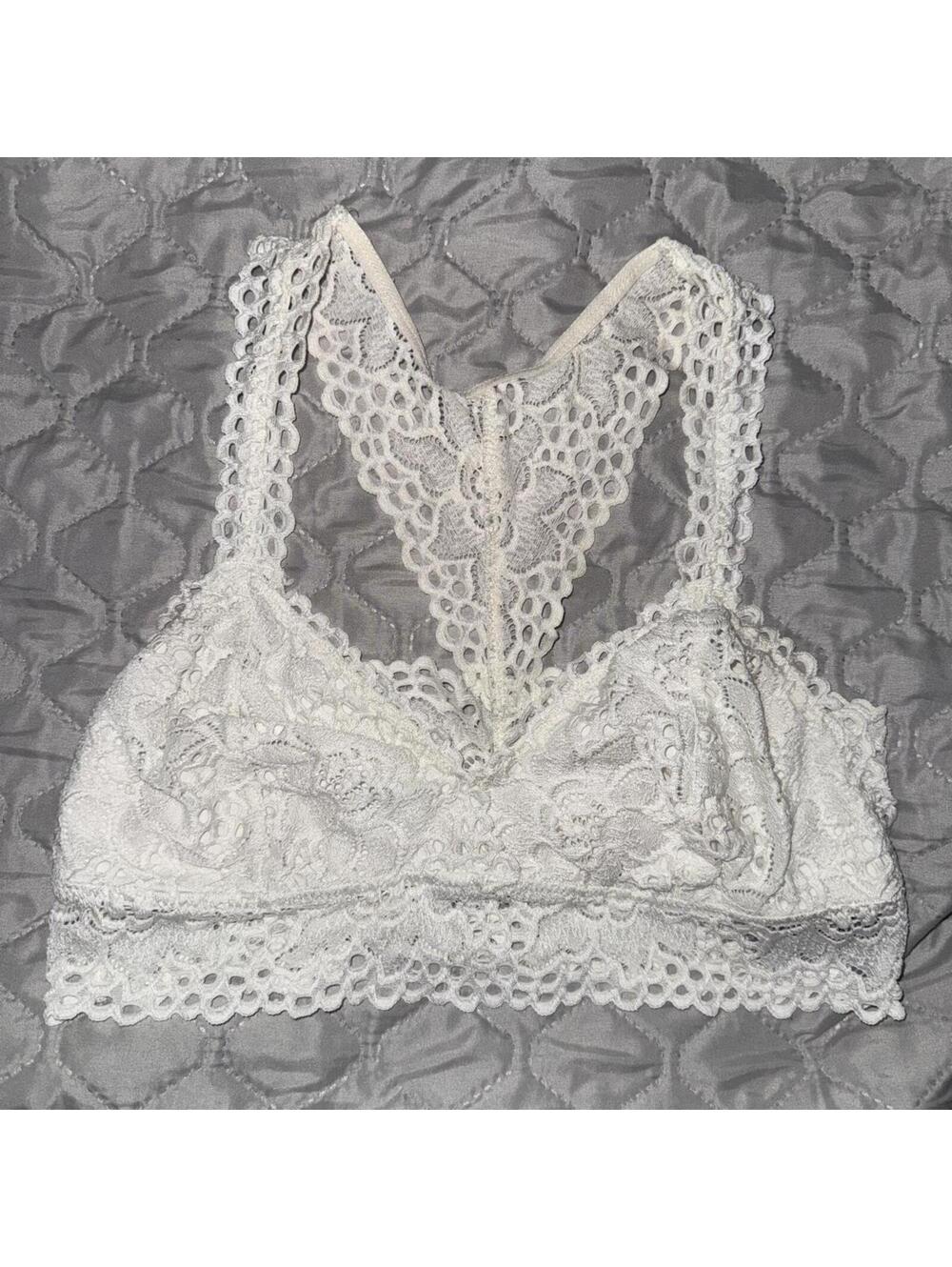 Aerie Women's White Bra lacey sz M country